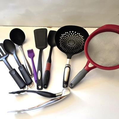 Kitchen Utensil Lot – 9-Piece Mixed Tool Set
