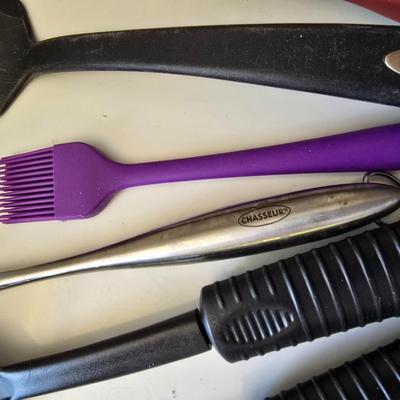 Kitchen Utensil Lot – 9-Piece Mixed Tool Set