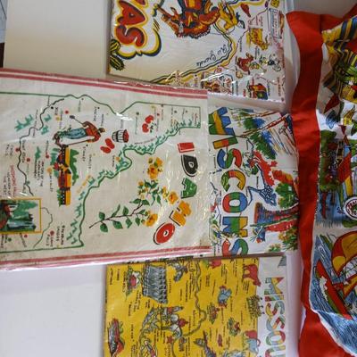 Vintage Souvenir State 22" square Flour Sack Towels