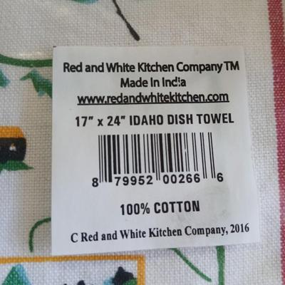 Vintage Souvenir State 22" square Flour Sack Towels