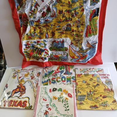 Vintage Souvenir State 22" square Flour Sack Towels
