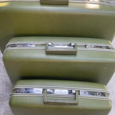 Vintage 3 Piece Luggage Set