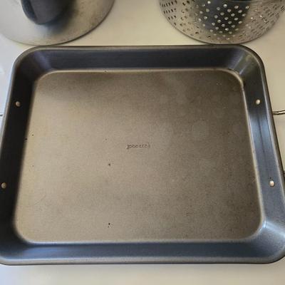Stainless Steel Cookware & Broiler Pan Lot – 3-Piece Bundle