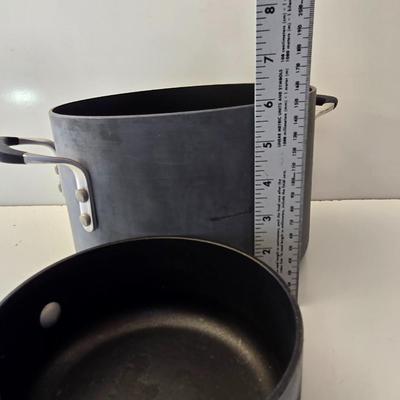 Calphalon Nonstick Cookware Set – 6-Piece