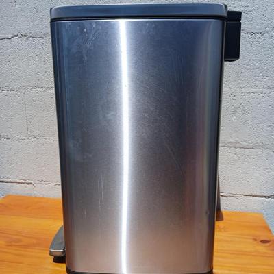 Stainless Steel Step Trash Can – Soft Close Lid