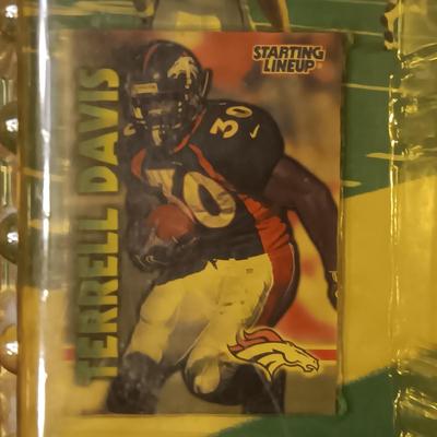 STARTING LINEUP 1998 JOHN ELWAY & TERRELL DAVIS SEALED