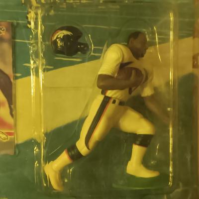 STARTING LINEUP 1998 JOHN ELWAY & TERRELL DAVIS SEALED