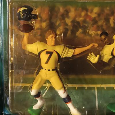STARTING LINEUP 1996 JOHN ELWAY, CLASSIC DOUBLES 1999 & JOHN ELWAY PRO ACTION