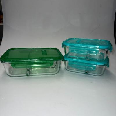 Lot of Pyrex Dishes