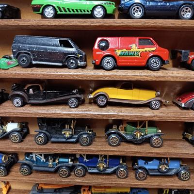 HANDMADE DISPLAY CASE FILLED WITH MAINLY METAL TOY CARS