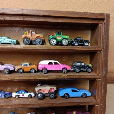 HANDMADE DISPLAY CASE FILLED WITH MAINLY METAL TOY CARS