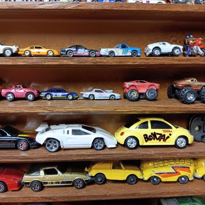 HANDMADE DISPLAY CASE FILLED WITH MAINLY METAL TOY CARS
