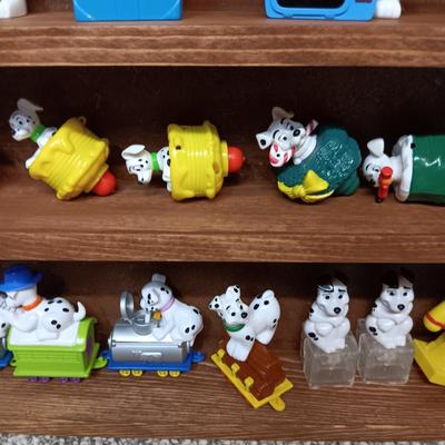 HANDMADE DISPLAY CASE FILLED WITH DISNEY'S 101 DALMATIANS TOYS PLUS A STYLUS COLLECTOR'S PEN