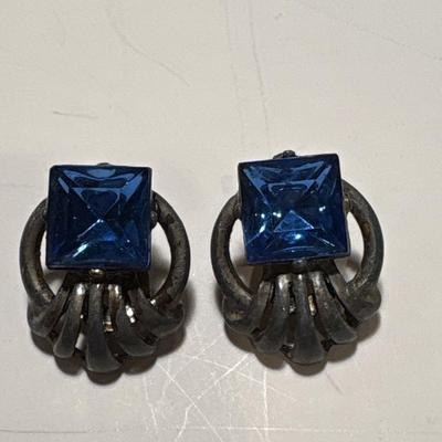 Vintage blue crystal earrings