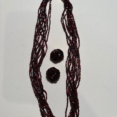 Burgundy beaded jewelry set