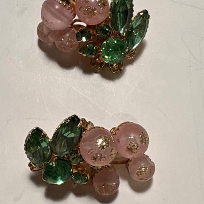 Beaujewels brooch & earring set