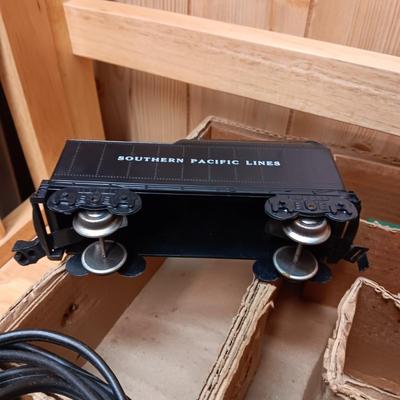 MARX STREAM LINE STEAM TYPE ELECTRIC TRAIN WITH EXTRAS