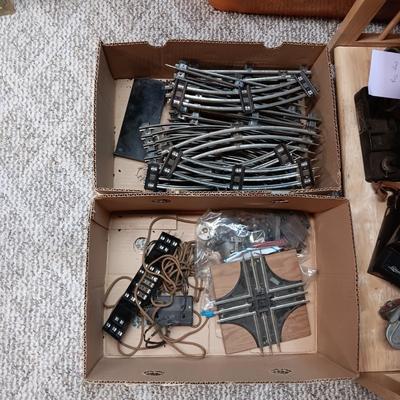 MARX STREAM LINE STEAM TYPE ELECTRIC TRAIN WITH EXTRAS