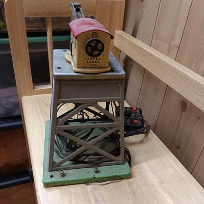 LIONEL NO 165 REMOTE CONTROL RAILROAD CRANE