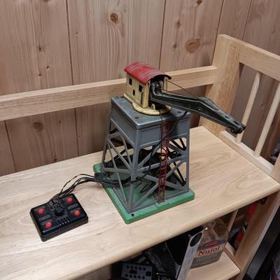 LIONEL NO 165 REMOTE CONTROL RAILROAD CRANE
