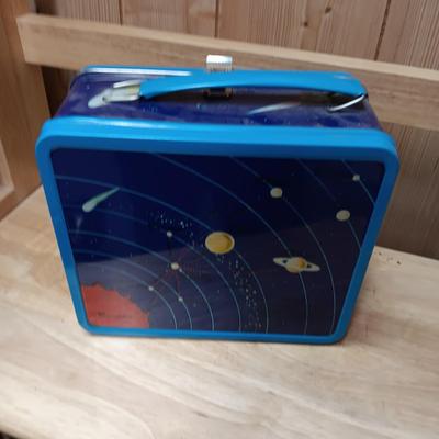 1981 THE DUKES OF HAZZARD METAL LAP TRAY AND 2 METAL LUNCH BOXES