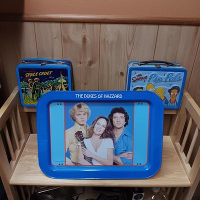 1981 THE DUKES OF HAZZARD METAL LAP TRAY AND 2 METAL LUNCH BOXES