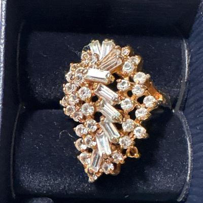 Ladies cocktail ring