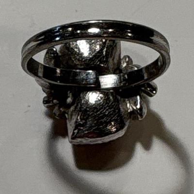 Sarah Coventry ring