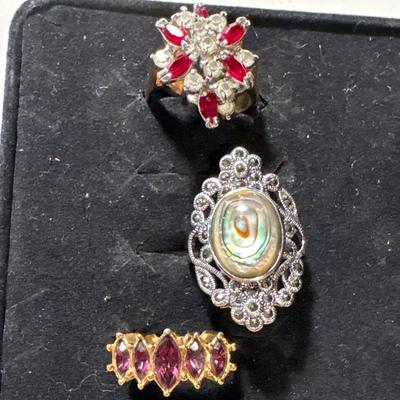 Variety of rings
