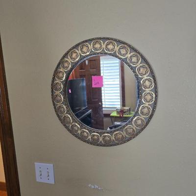 Wall mirror