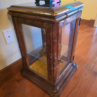 Display case