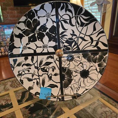 Decorative plate