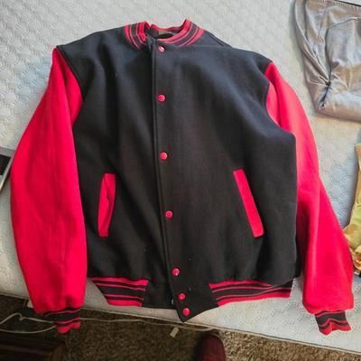 2 XXl jackets