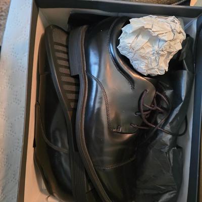 Dress shoes size 11