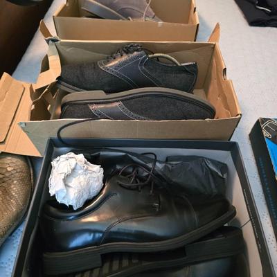 Dress shoes size 11