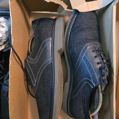 Dress shoes size 11