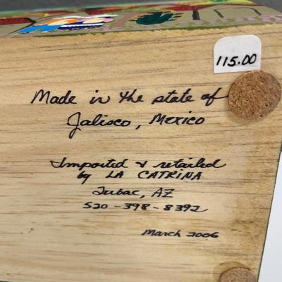 Sale Photo Thumbnail #12: Beautiful vibrant painted in Jalisco, Mexican wood box