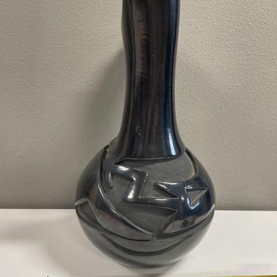 Sale Photo Thumbnail #15: Signed pottery