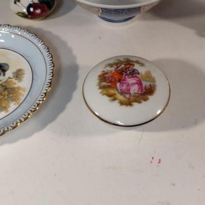Collection of Porcelain Housewares and Home Decor