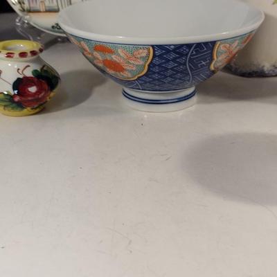 Collection of Porcelain Housewares and Home Decor