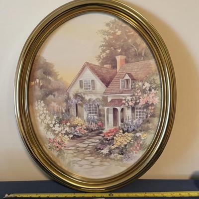 Oval Cottage Picture