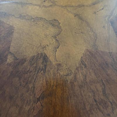 Lot 500: Dinette Set Ready to be Refurbished