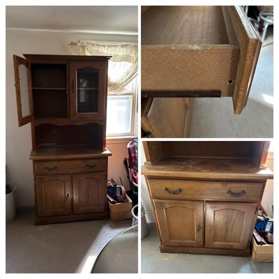 Lot 502: Nice Smaller Hutch Ready to Upcycle