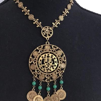 Beautiful vintage 60s GOLDETTE signed Asian medallion necklace