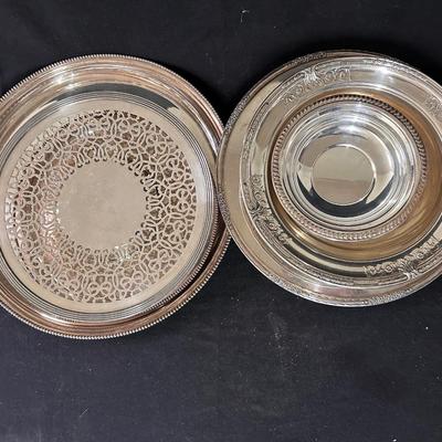 Lot of silver-plate trays & bowls