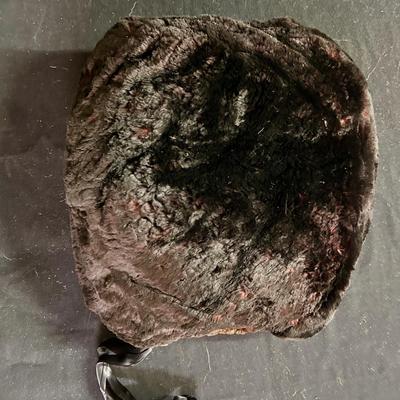 Vintage fur muffler - silk lined