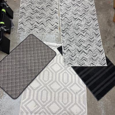 Runners & rugs