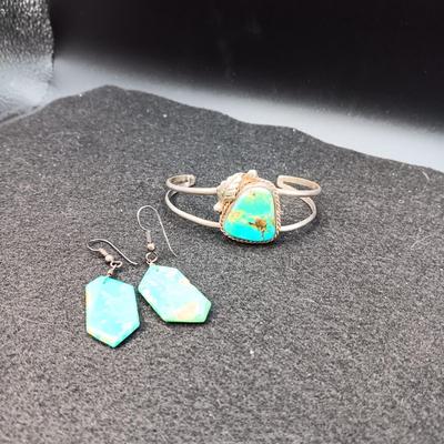 TURQUOISE EARRINGS AND STERLING BRACELET W/TURQUOISE STONE
