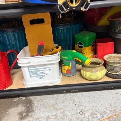 Gardening group with pots