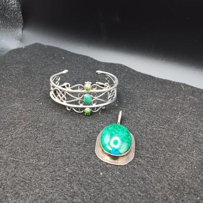 STERLING SILVER BRACELET AND PENDANT WITH STONES